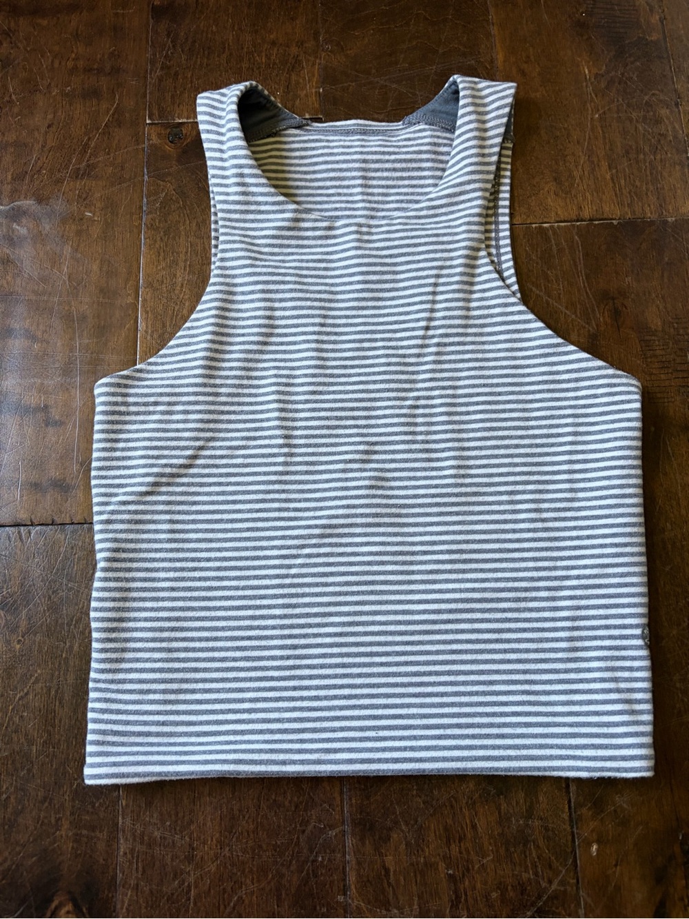manduka Gray & White Striped Cropped Tank